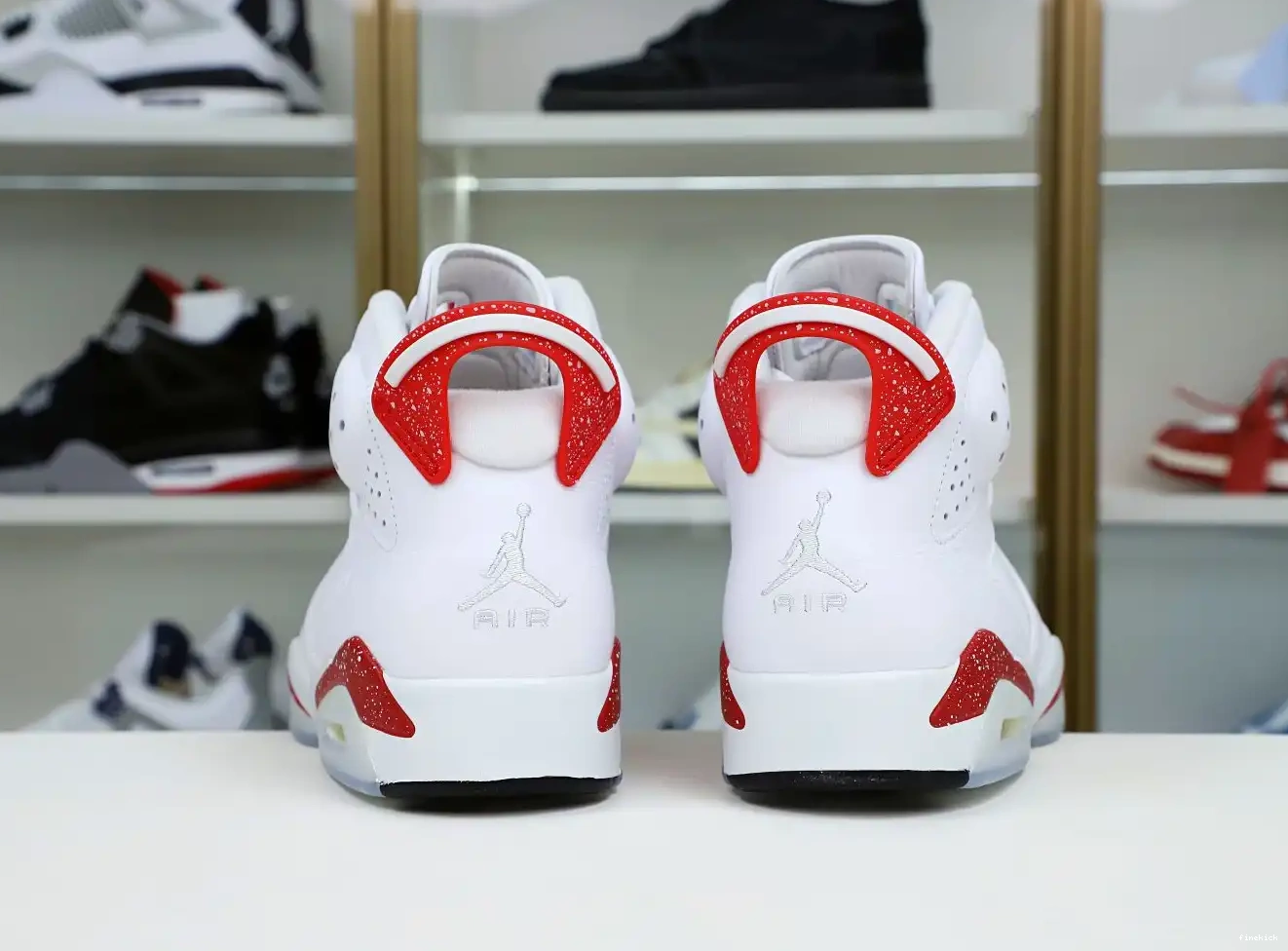 AIR 6 OREO JORDAN RED 0422
